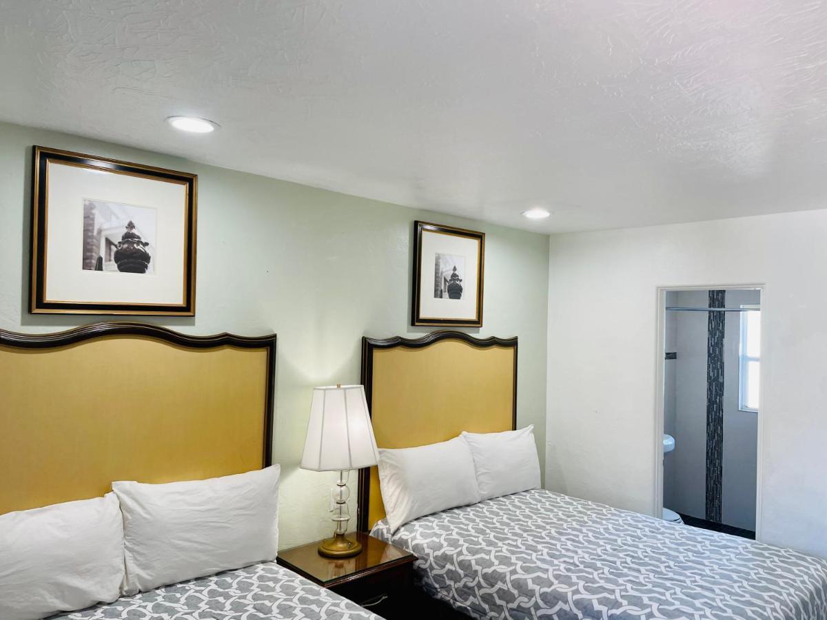 Siesta Inn Sarasota - Indian Beach Buitenkant foto