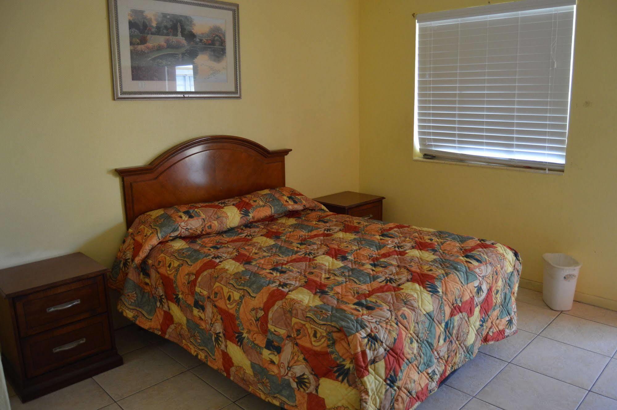 Siesta Inn Sarasota - Indian Beach Buitenkant foto